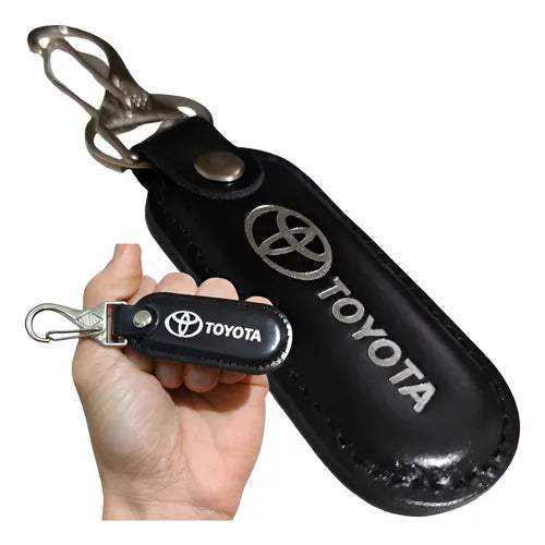 Llavero en cuero TOYOTA