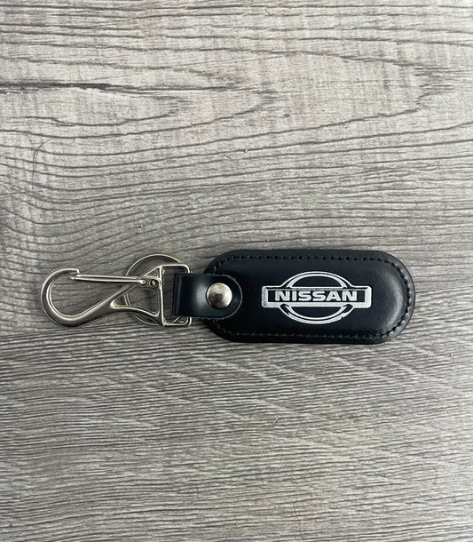 Llavero en cuero NISSAN