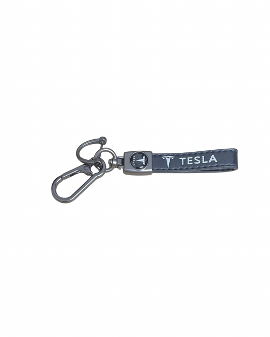 Llavero en cuero y zinc Tesla