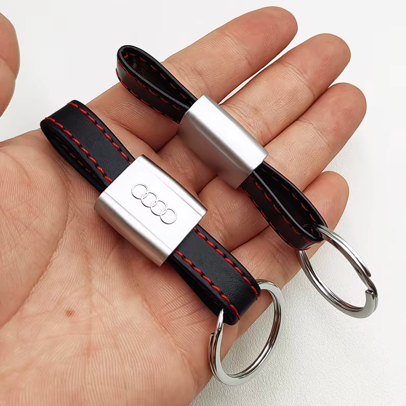 Llavero corto AUDI